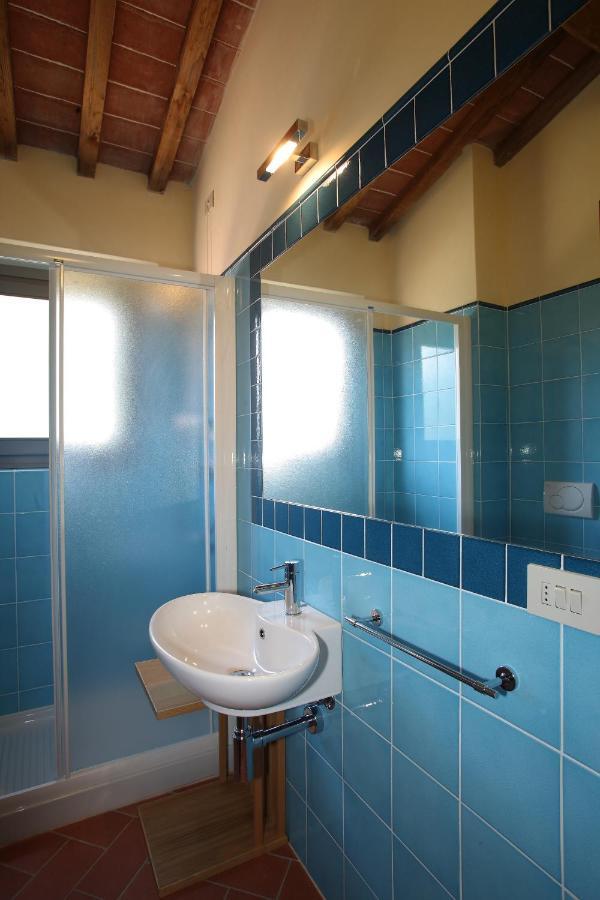 Agriturismo Podere La Casa Palaia Luaran gambar