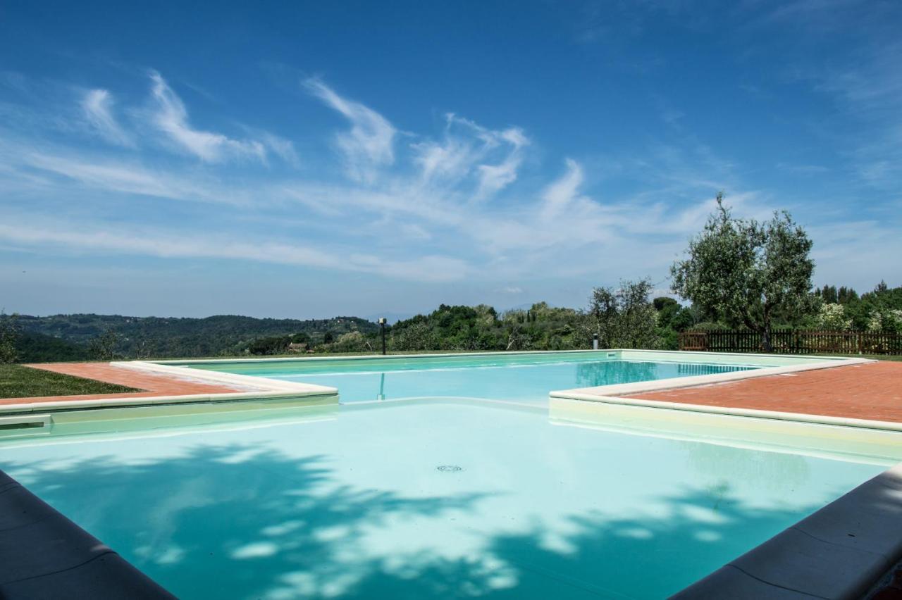 Agriturismo Podere La Casa Palaia Luaran gambar