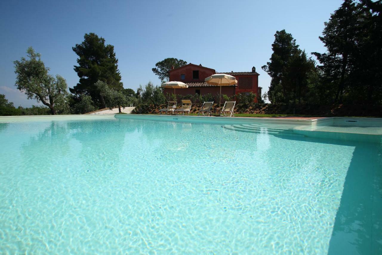 Agriturismo Podere La Casa Palaia Luaran gambar