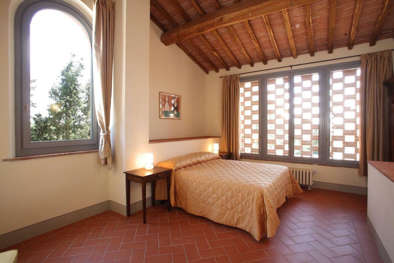 Agriturismo Podere La Casa Palaia Luaran gambar