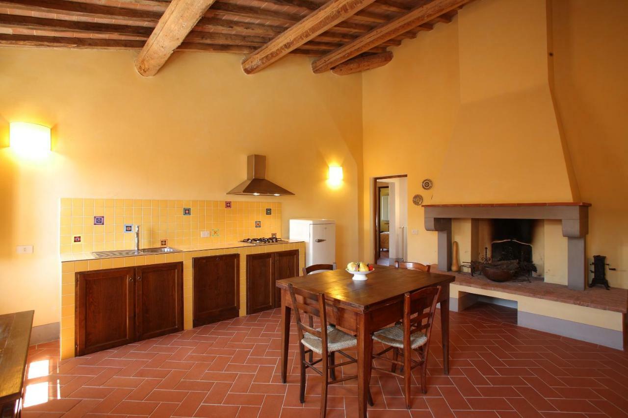 Agriturismo Podere La Casa Palaia Luaran gambar