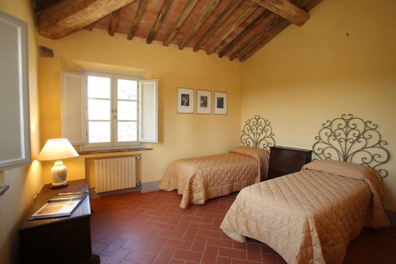 Agriturismo Podere La Casa Palaia Luaran gambar