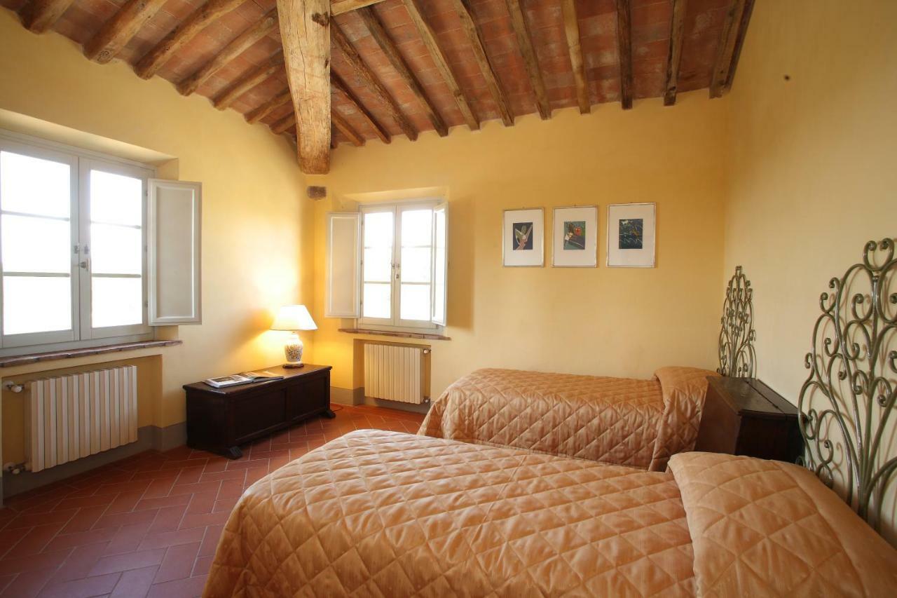 Agriturismo Podere La Casa Palaia Luaran gambar
