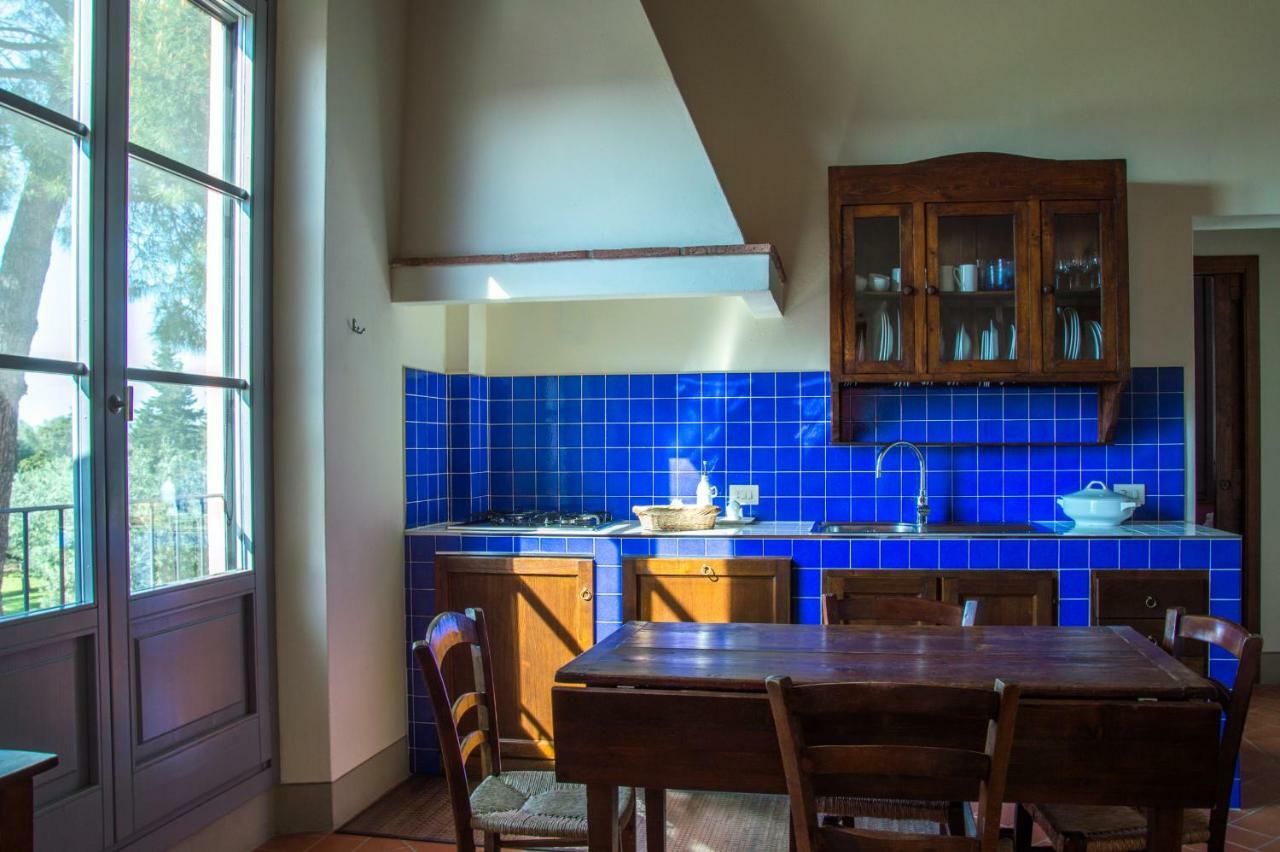 Agriturismo Podere La Casa Palaia Luaran gambar