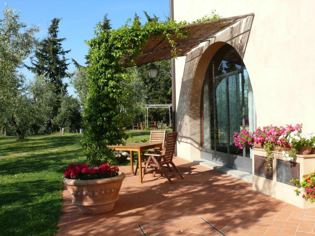 Agriturismo Podere La Casa Palaia Luaran gambar